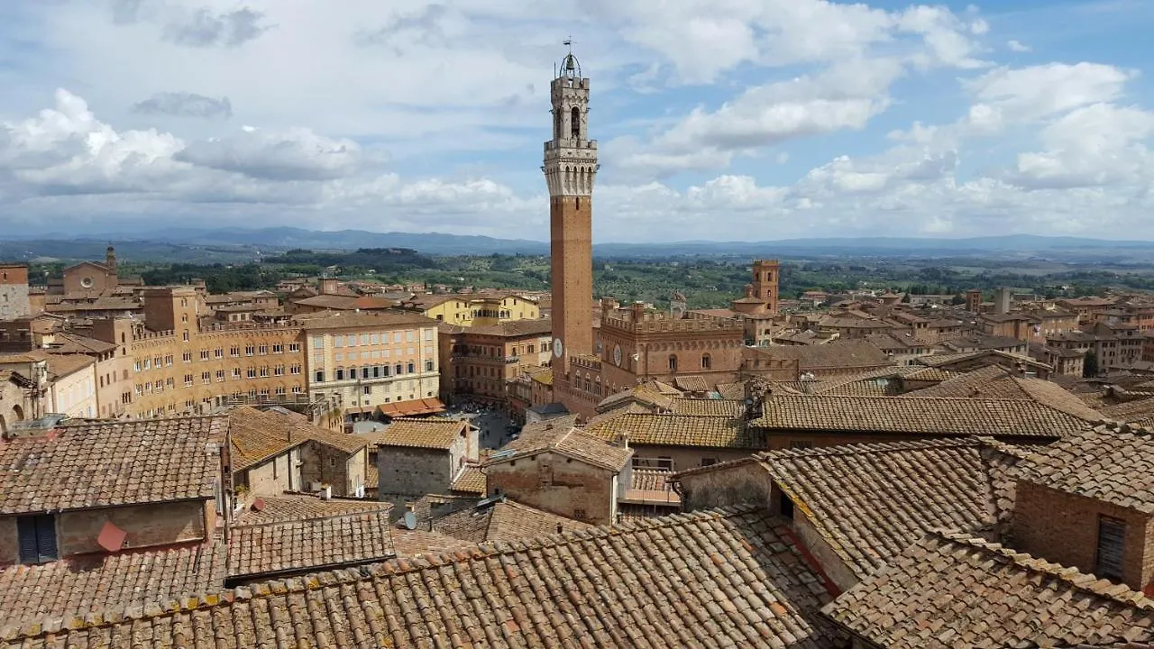 Apartment Ladyhouse Appartamento Tipico Con 4 Posti Letto Siena