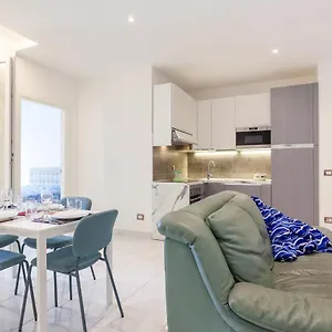 Apartment Seaside Flat With Swimming Pool And Private Parking, Calambrone