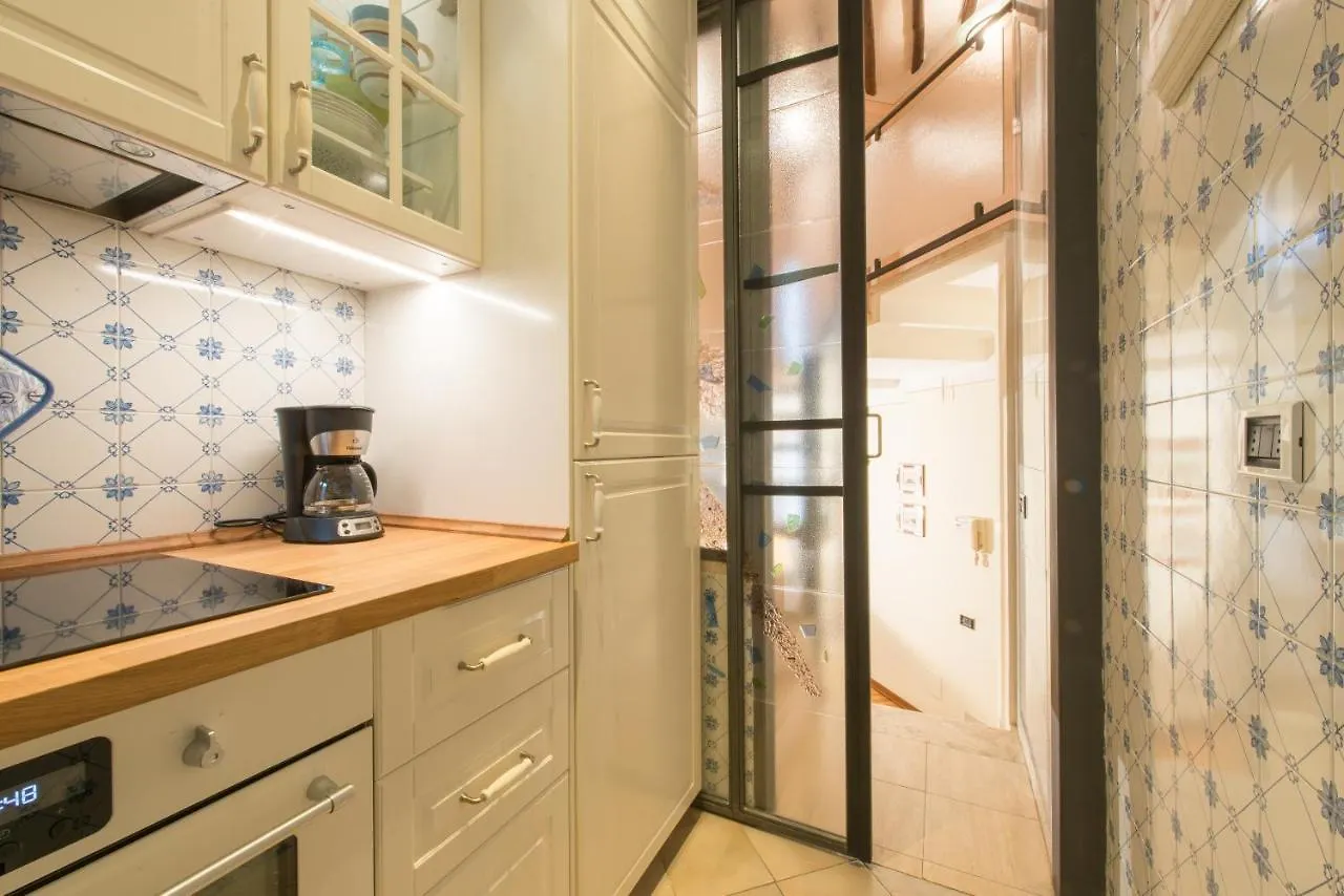Apartment Ladyhouse Appartamento Tipico Con 4 Posti Letto Siena