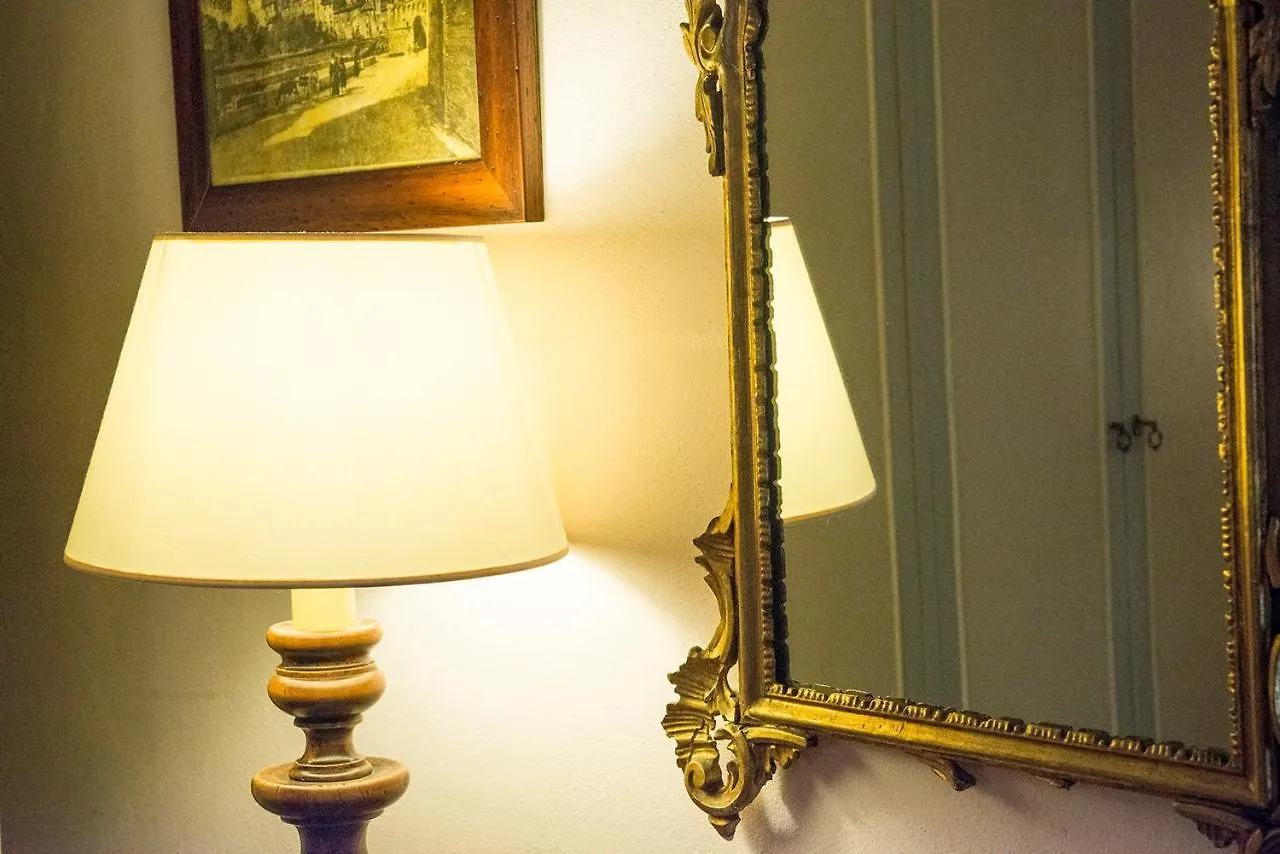 Ladyhouse Appartamento Tipico Con 4 Posti Letto Siena Apartment