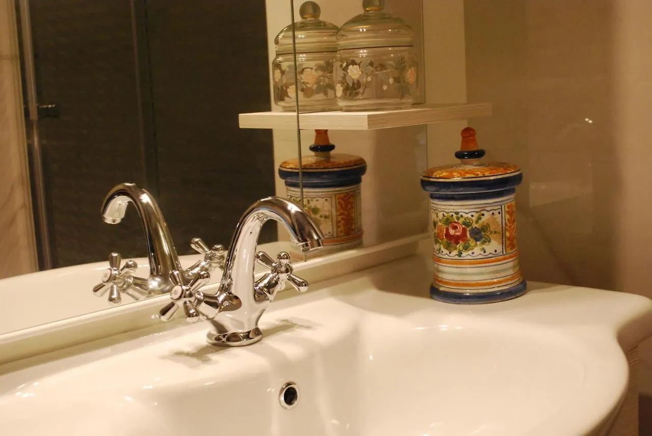 Ladyhouse Appartamento Tipico Con 4 Posti Letto Siena Italy