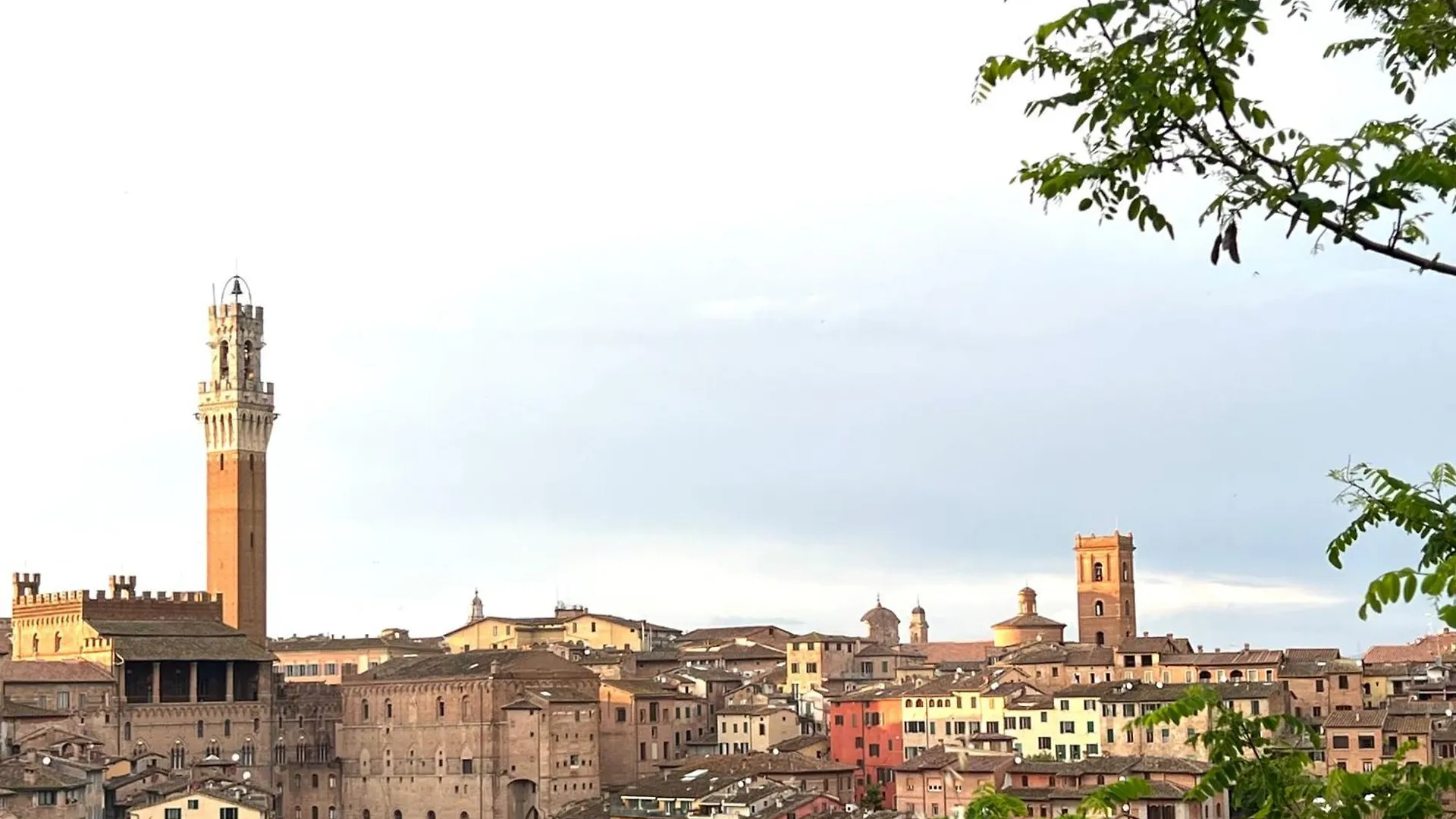 Apartment Ladyhouse Appartamento Tipico Con 4 Posti Letto Siena